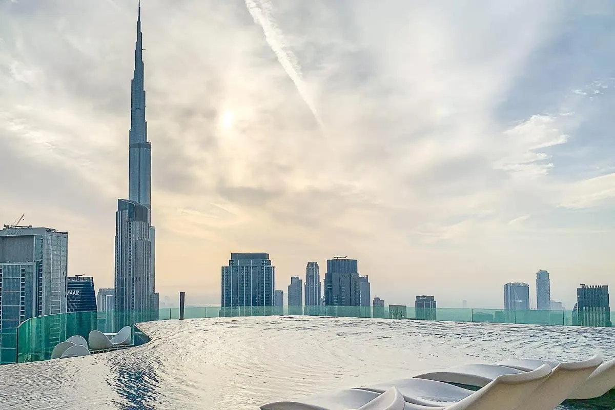 Apartment Frank Porter - Paramount Dubai United Arab Emirates
